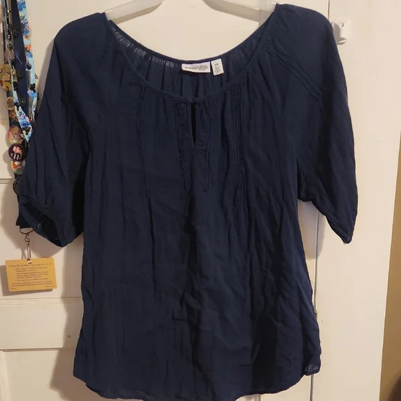 St. John's Bay Blue Relaxed Ruched 3/4 Sleeve Blouse - Picture 1 of 2